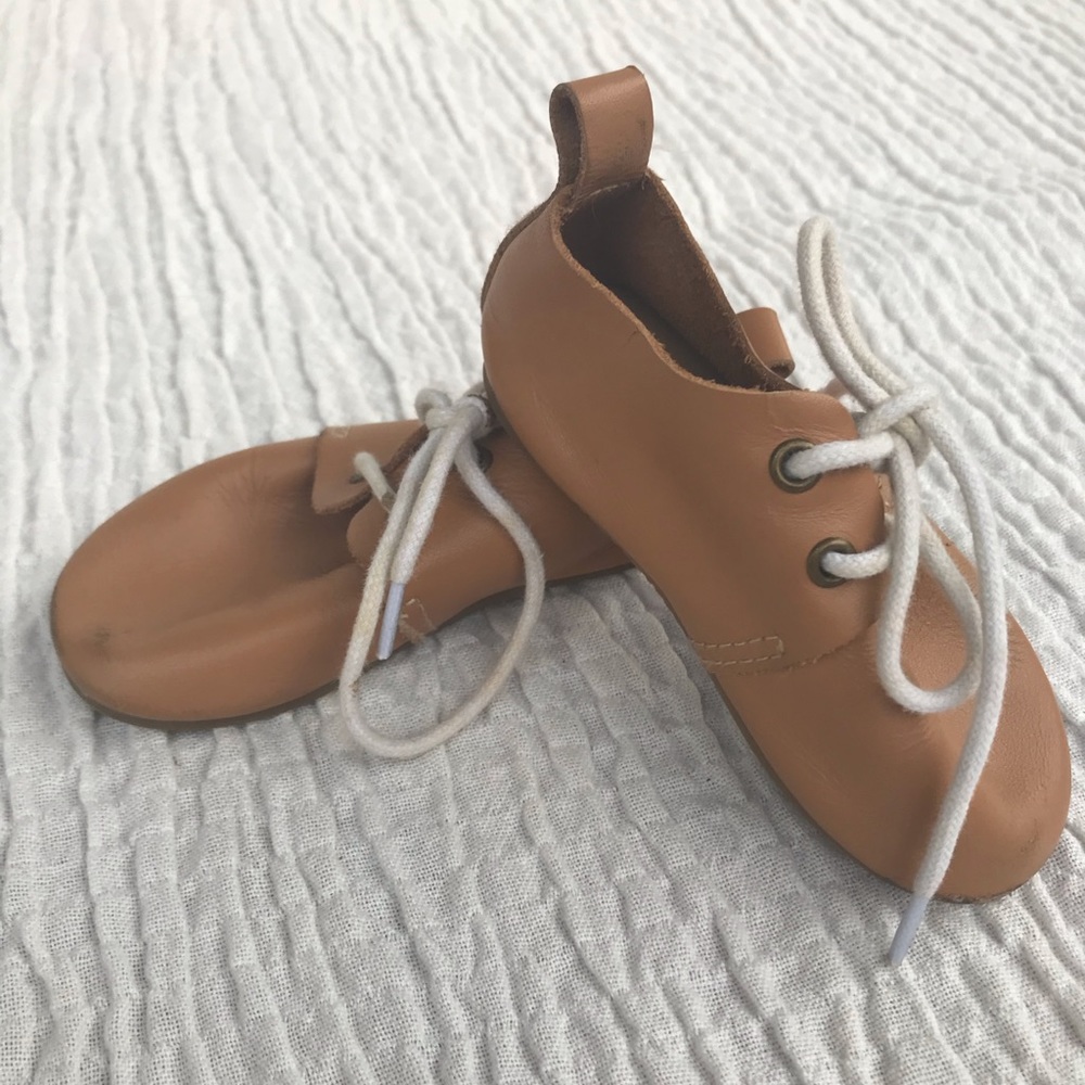 Natural Leather Piper Finn Oxfords - Hard Sole